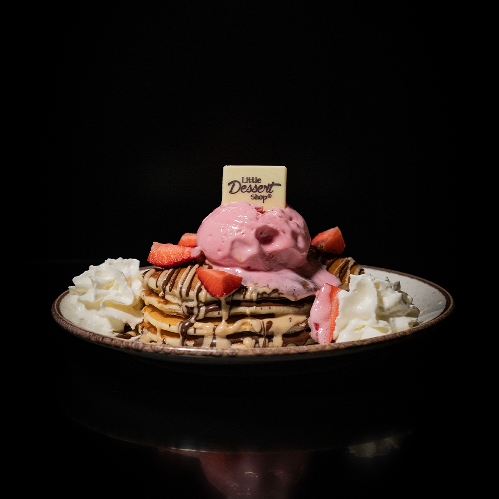 Strawberries & Cream Pancakes Little Dessert Shop