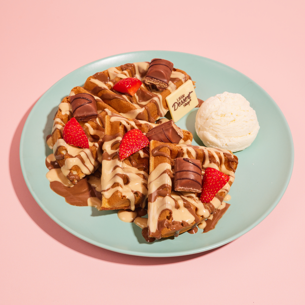 Strawberry Kinder® Waffle