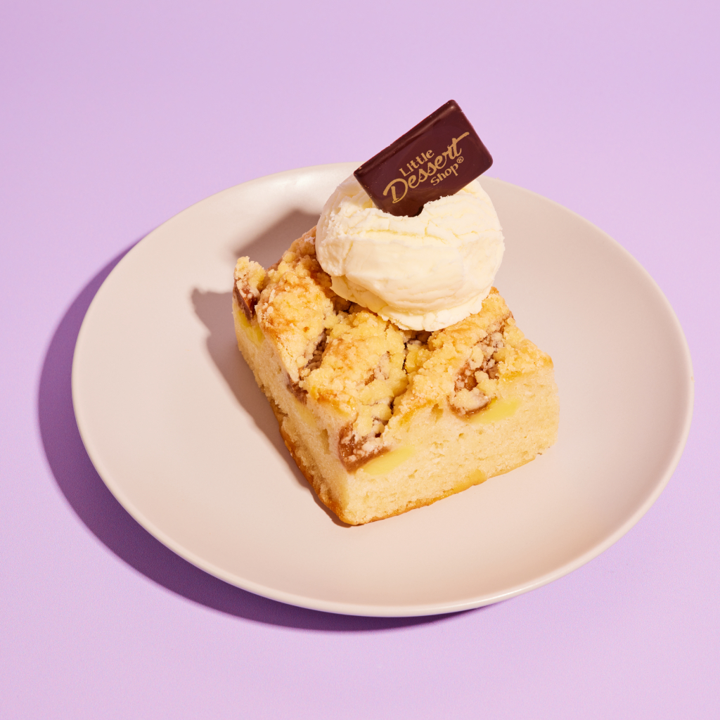 Rhubarb & Custard Traybake