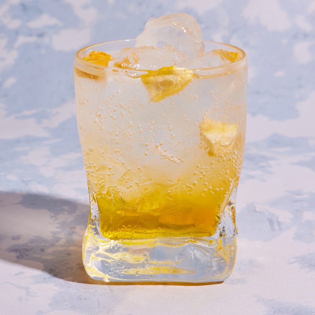 Spicy Mango Sparkling Lemonade