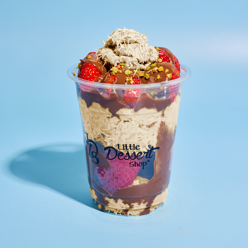 White Chocolate Loaded Kunafa Strawberries/Brownies